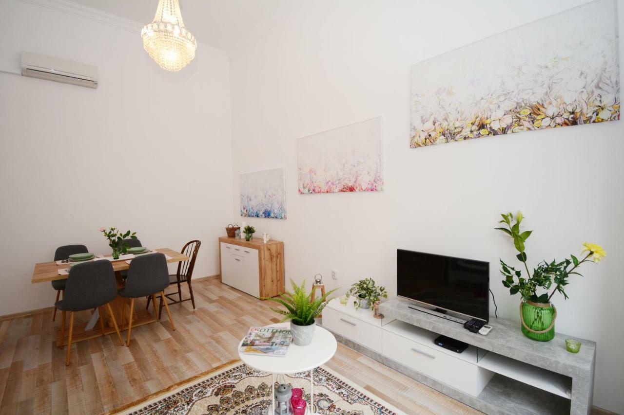 Lillybeth City Center Apartments Budapest Exterior photo